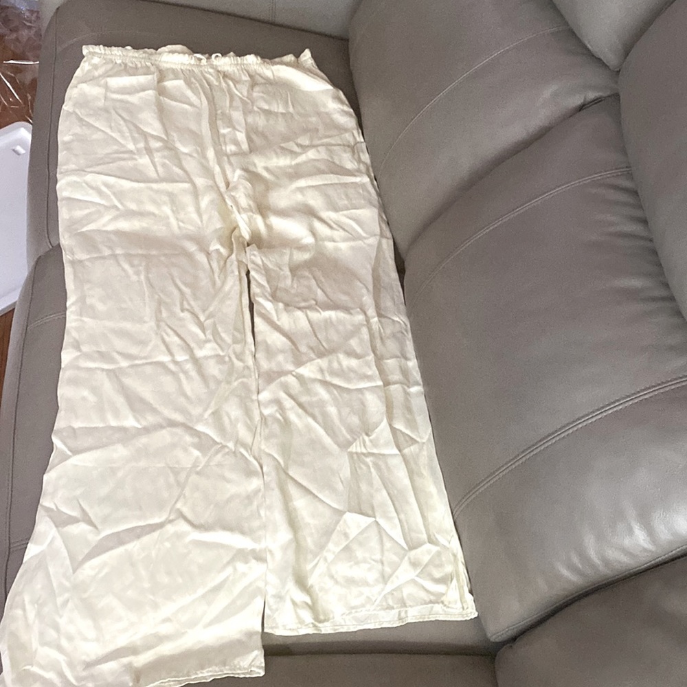 A beautiful pair of satin, Zara pants
